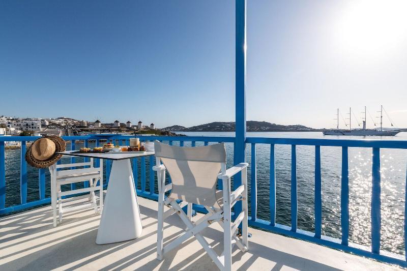 Mykonos Town Bluetopia Suites מראה חיצוני תמונה
